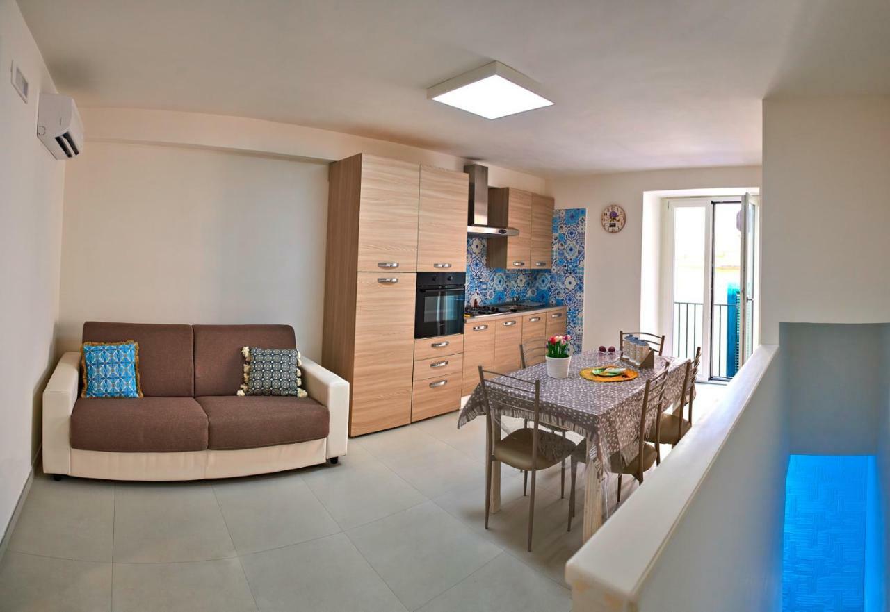 Appartement Casa Sul Corso à Salernes Extérieur photo